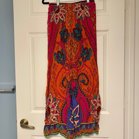 Boho Floral Pants - Picture 3 of 4